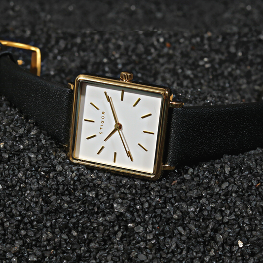 Classic - White/Gold Leather