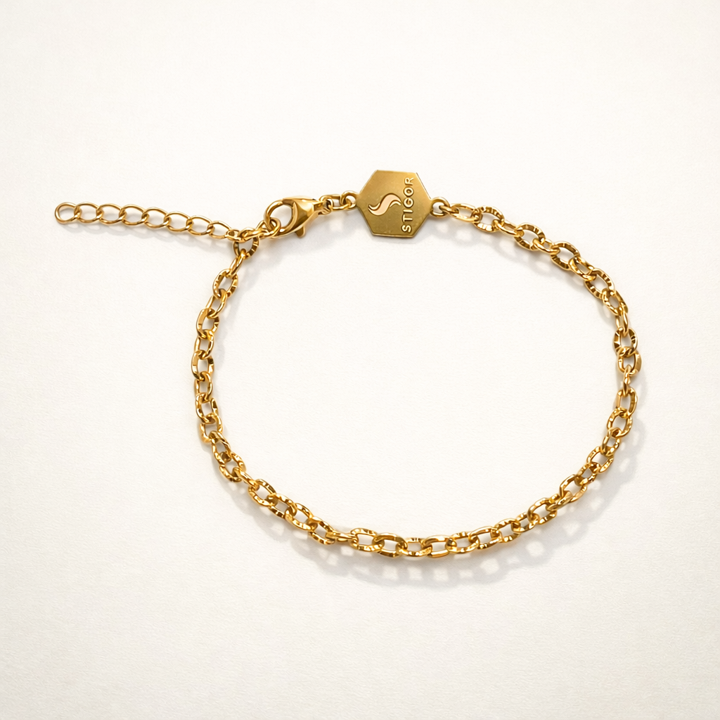 Classic Petite - Green Gold Chain Stack