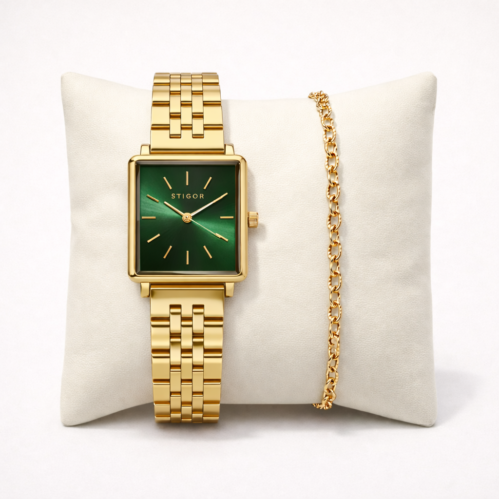 Classic Petite - Green Gold Chain Stack