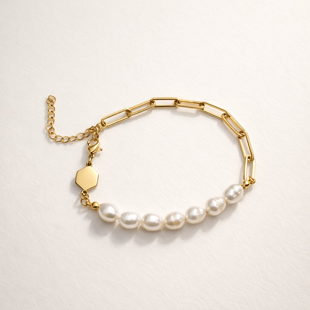Signature Freshwater Pearl Paperclip Bracelet