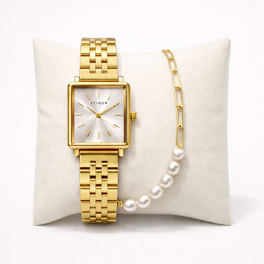 Classic Petite - Satin Gold Freshwater Pearl Paperclip Stack